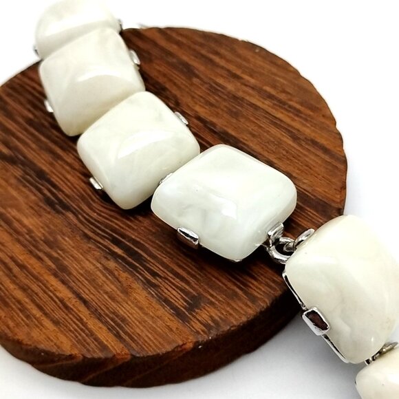 Hutton Wilkinson White Puffy Square Link Toggle Bracelet - Picture 6 of 13